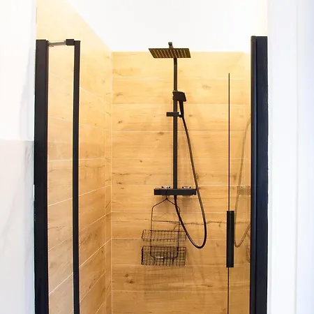 Toffee House By Happyhostorino * Τορίνο