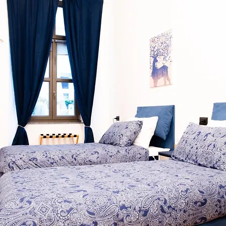 Toffee House By Happyhostorino * Τορίνο